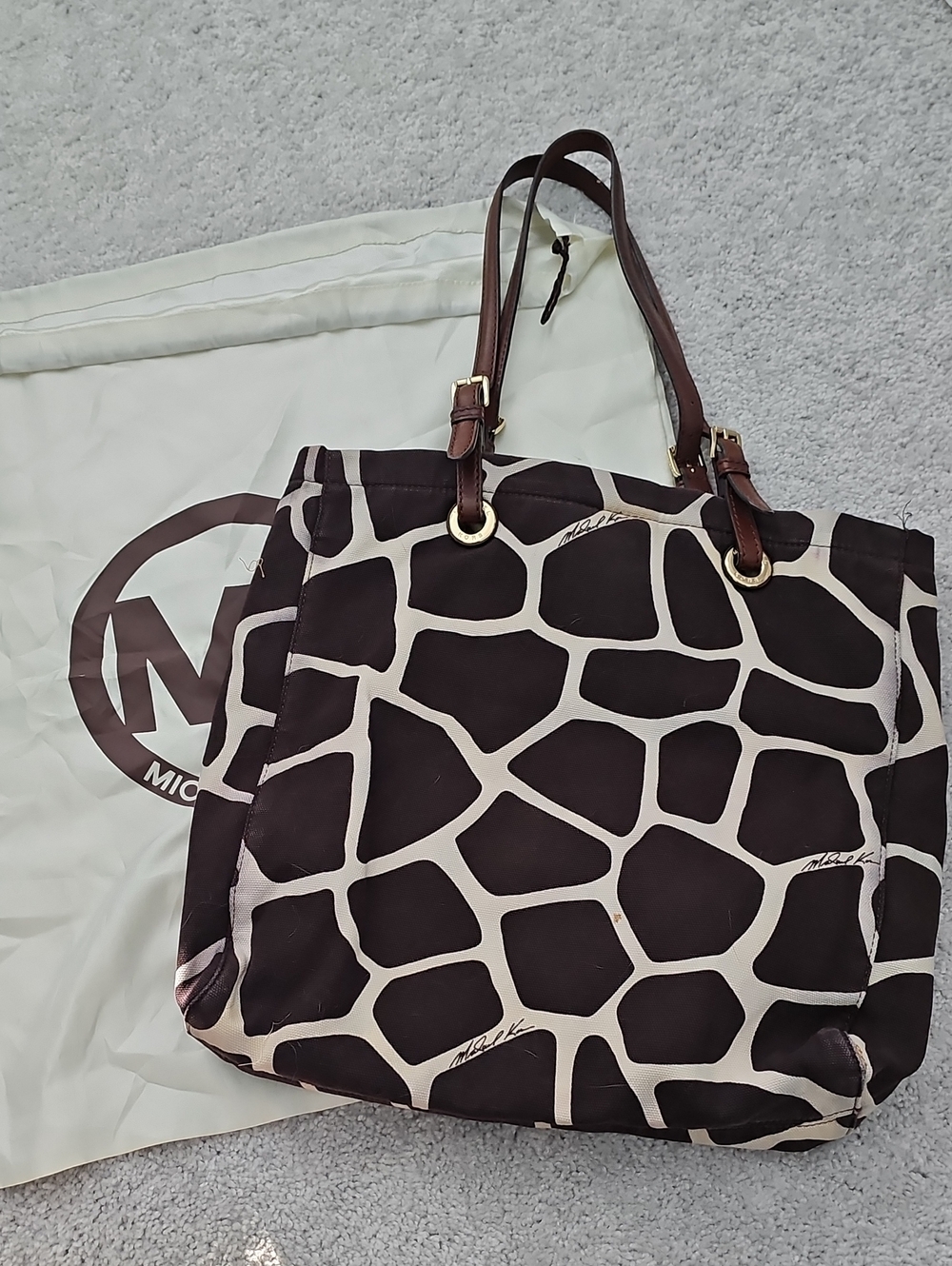 Authentic Michael Kors Giraffe Print Canvas Tote Bag